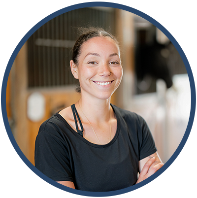 Kianna Simpson  - Manning Equine Vet Services